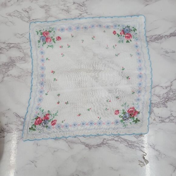 Vintage Hankerchief Hankie Hanky Lot of 2 White Peach Floral  White Blue Floral - Picture 5 of 9